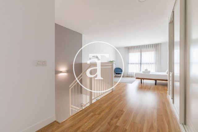 Duplex d'une chambre à louer temporairement près de la gare Puerta de Atocha 27