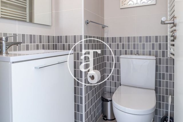 Duplex d'une chambre à louer temporairement près de la gare Puerta de Atocha 17