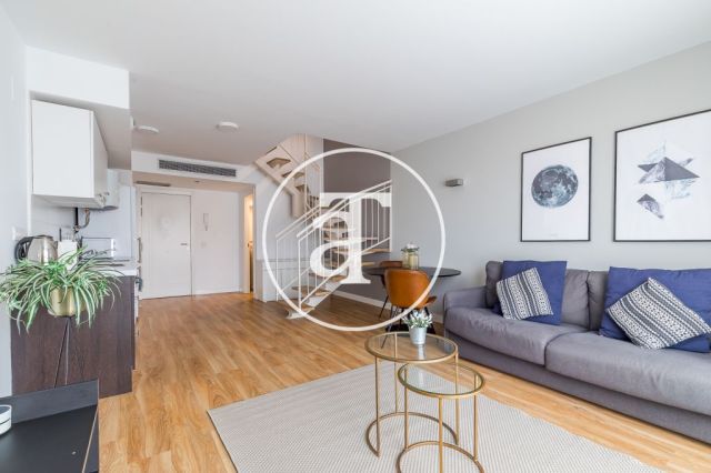 Duplex d'une chambre à louer temporairement près de la gare Puerta de Atocha 13