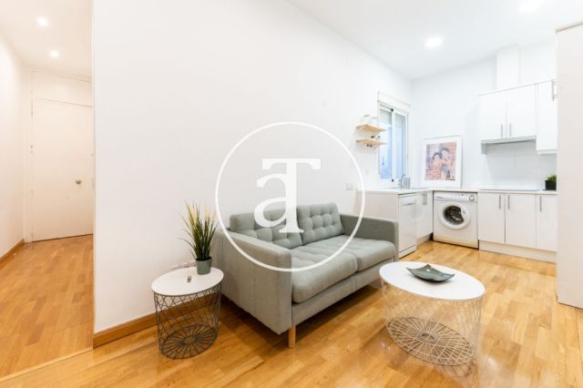 Piso de alquiler temporal de 1 habitación y 1 baño en Chueca   