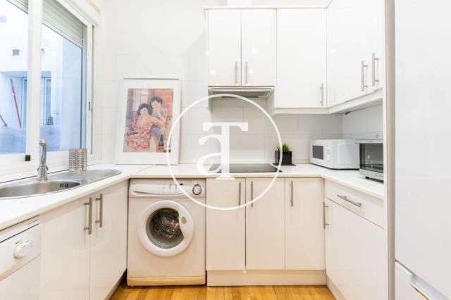 Piso de alquiler temporal de 1 habitación y 1 baño en Chueca    10