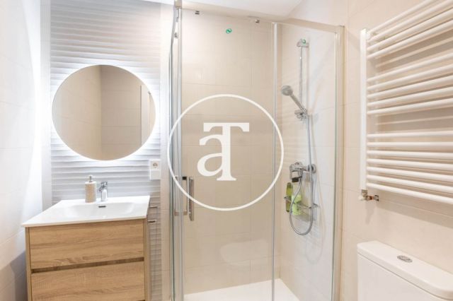 Monthly rental apartment with 1 bedroom in Chamartin 32
