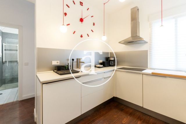 Piso de alquiler temporal de 2 habitaciones y 1 baño en Lavapiés 13