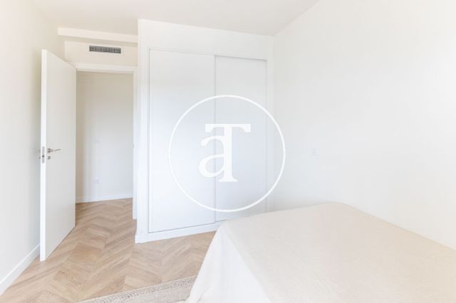 Monthly rental apartment with 2 bedrooms and 2 bathrooms in the Castilla - Chamartin neighborhood 20