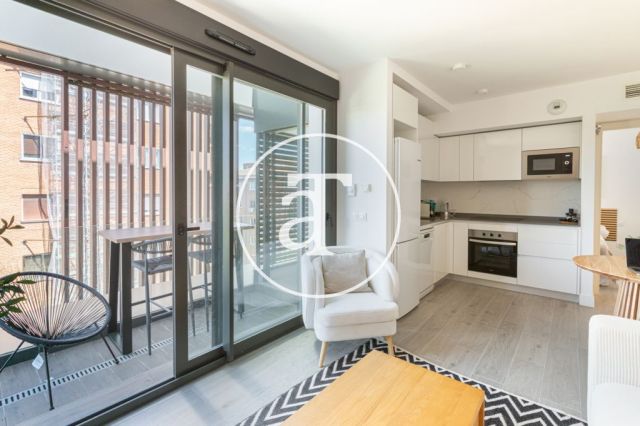 Appartement de 1 chambre à louer temporairement avec grande terrasse à Arganzuela - Impérial avec vue sur la rivière Manzanares 2