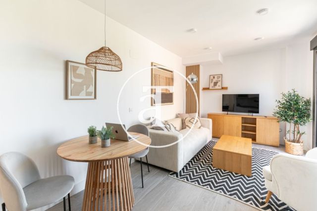 Appartement de 1 chambre à louer temporairement avec grande terrasse à Arganzuela - Impérial avec vue sur la rivière Manzanares