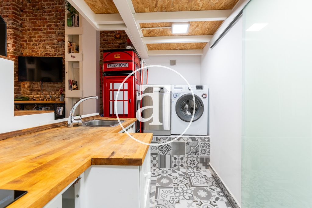 Piso de alquiler temporal de 1 habitación y 1 baño en el centro de Madrid 12