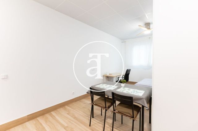 Studio à louer temporairement avec 1 chambre et 1 salle de bain à Latina, avec accès direct aux parcs et aux espaces verts. 7