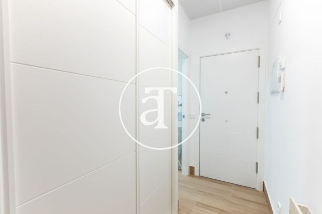 Studio à louer temporairement avec 1 chambre et 1 salle de bain à Latina, avec accès direct aux parcs et aux espaces verts. 18