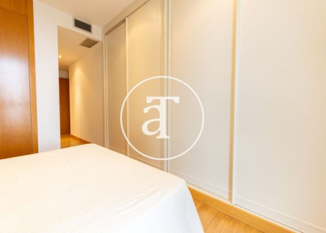 Monthly rental apartment with 3 bedrooms, 2 bathrooms, pool and parking in Hortaleza 27