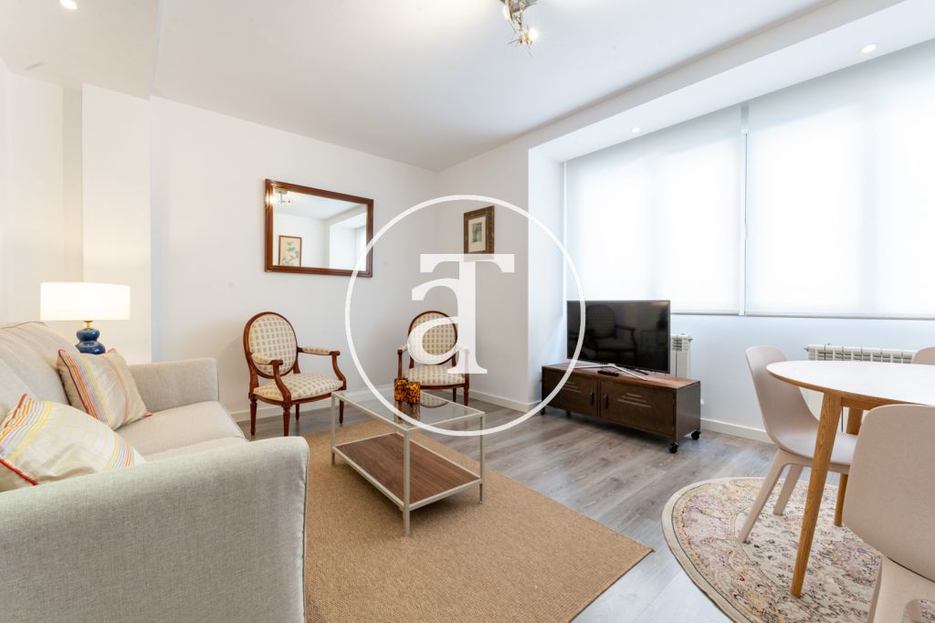 Appartement en location temporaire avec 1 chambre et 1 salle de bain au cœur de Madrid