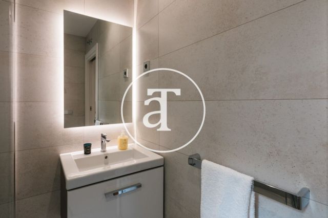 Appartement en location temporaire avec 3 suites, rue Velázquez à Salamanque 45