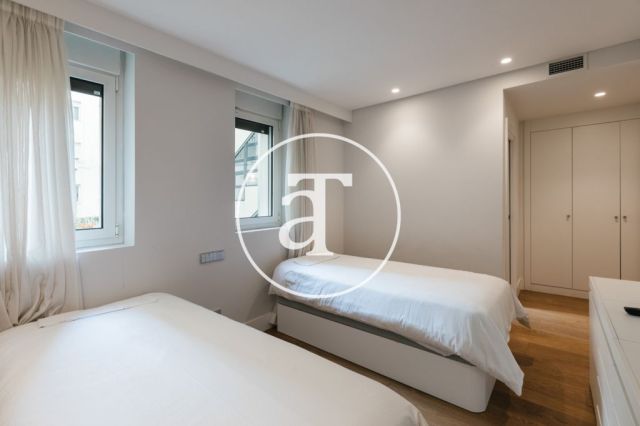 Appartement en location temporaire avec 3 suites, rue Velázquez à Salamanque 41