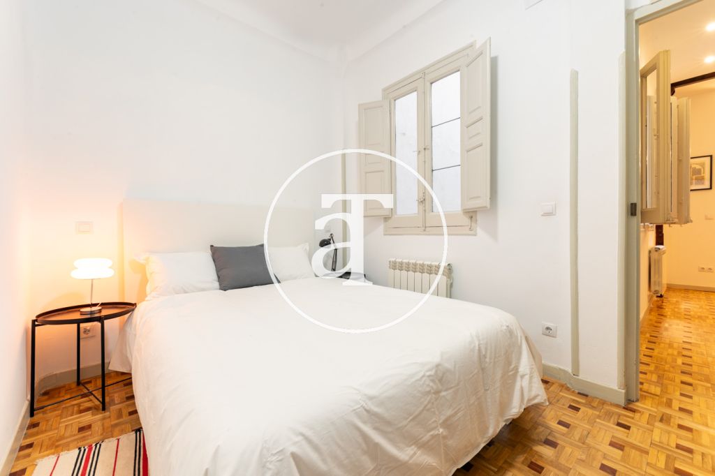 Appartement en location temporaire avec 2 chambres et 1 salle de bain à proximité du parc du Retiro 28