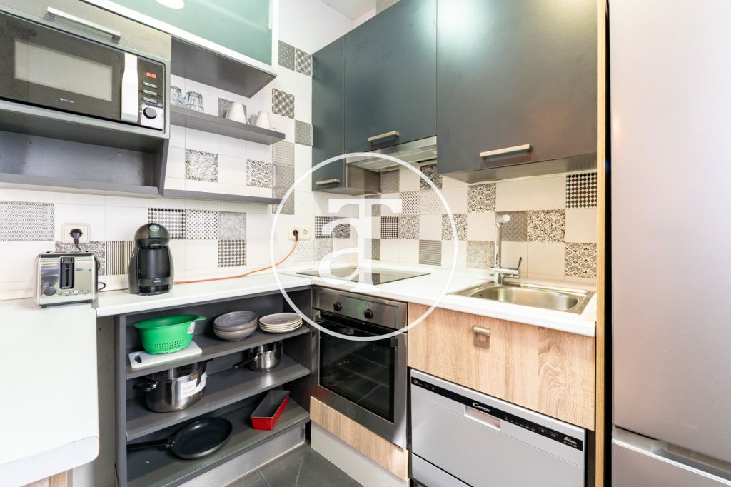 Appartement en location temporaire avec 2 chambres et 1 salle de bain à proximité du parc du Retiro 7