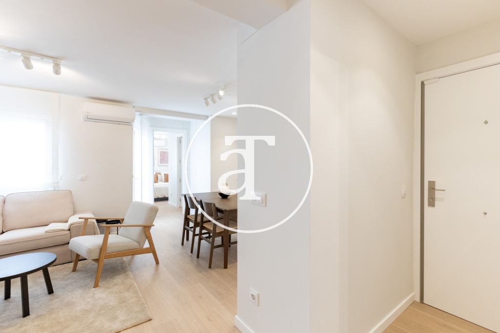 Appartement en location temporaire avec 3 chambres, 2 salles de bains et balcon à proximité de Vista Alegre 11