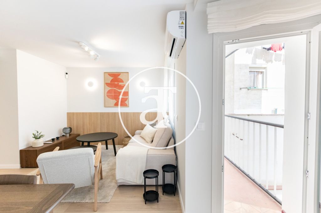 Appartement en location temporaire avec 3 chambres, 2 salles de bains et balcon à proximité de Vista Alegre 24