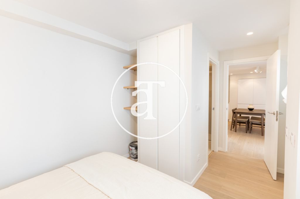 Appartement en location temporaire avec 3 chambres, 2 salles de bains et balcon à proximité de Vista Alegre 22