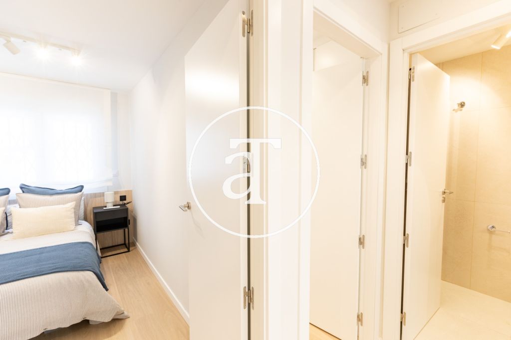 Appartement en location temporaire avec 3 chambres, 2 salles de bains et balcon à proximité de Vista Alegre 16