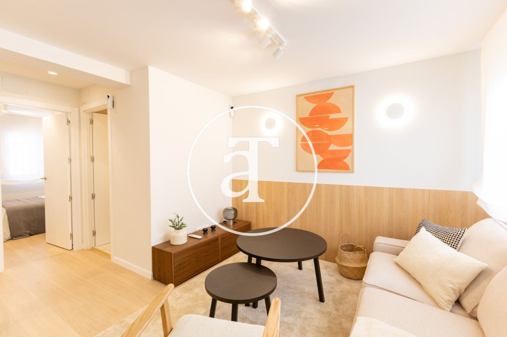 Appartement en location temporaire avec 3 chambres, 2 salles de bains et balcon à proximité de Vista Alegre 4