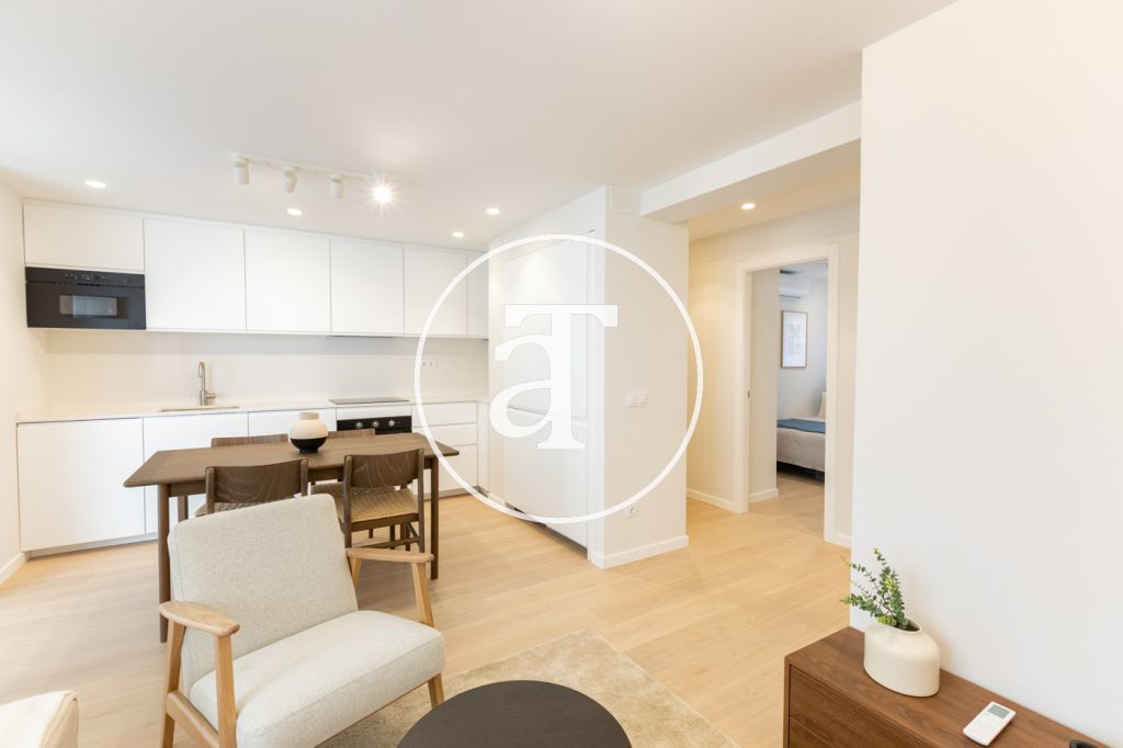 Appartement en location temporaire avec 3 chambres, 2 salles de bains et balcon à proximité de Vista Alegre 6