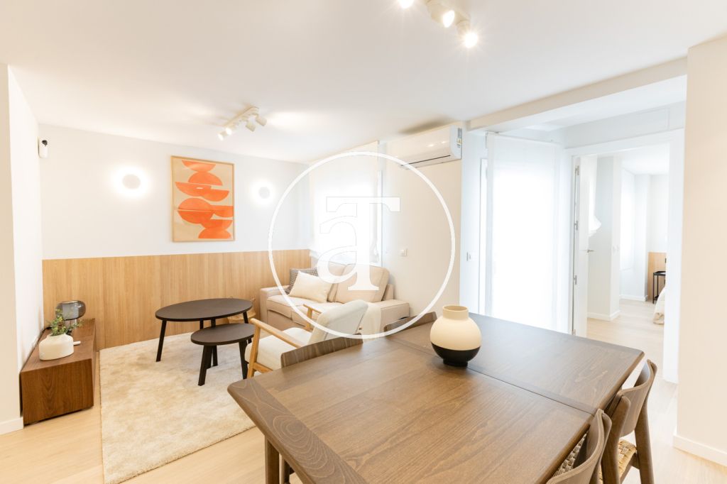 Appartement en location temporaire avec 3 chambres, 2 salles de bains et balcon à proximité de Vista Alegre 7