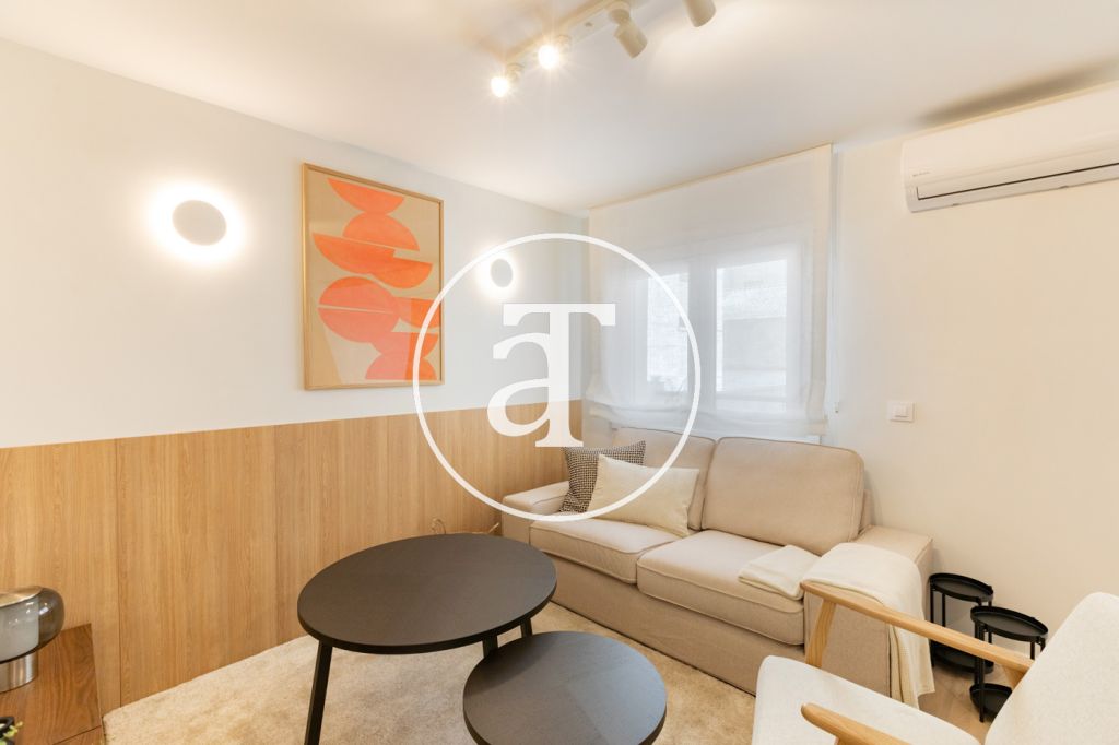 Appartement en location temporaire avec 3 chambres, 2 salles de bains et balcon à proximité de Vista Alegre 3