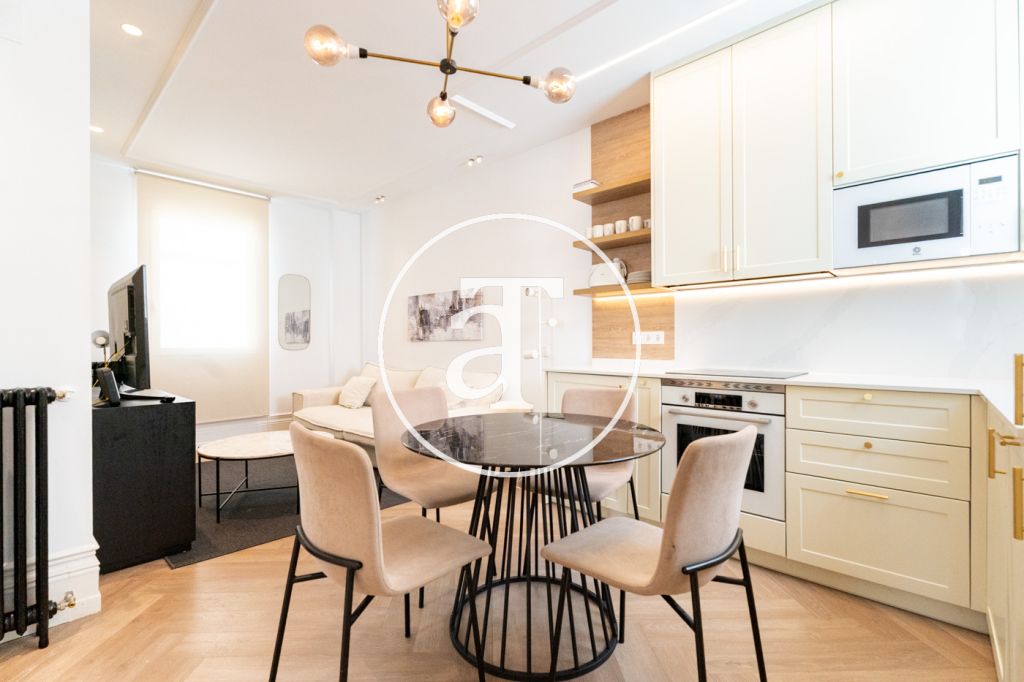 Appartement en location temporaire avec 3 chambres et 2 salles de bains à Lista, Salamanque