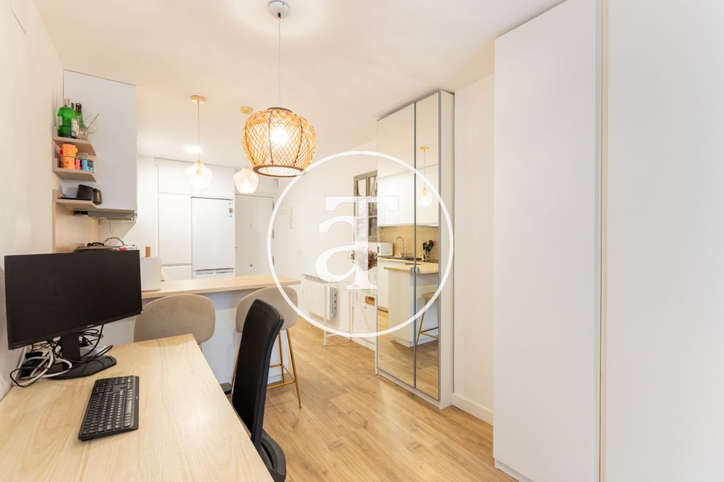 Appartement temporaire à louer avec 1 chambre et 1 salle de bain à Arganzuela 15