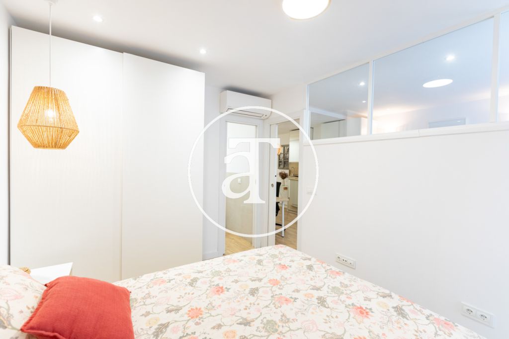 Appartement temporaire à louer avec 1 chambre et 1 salle de bain à Arganzuela 18