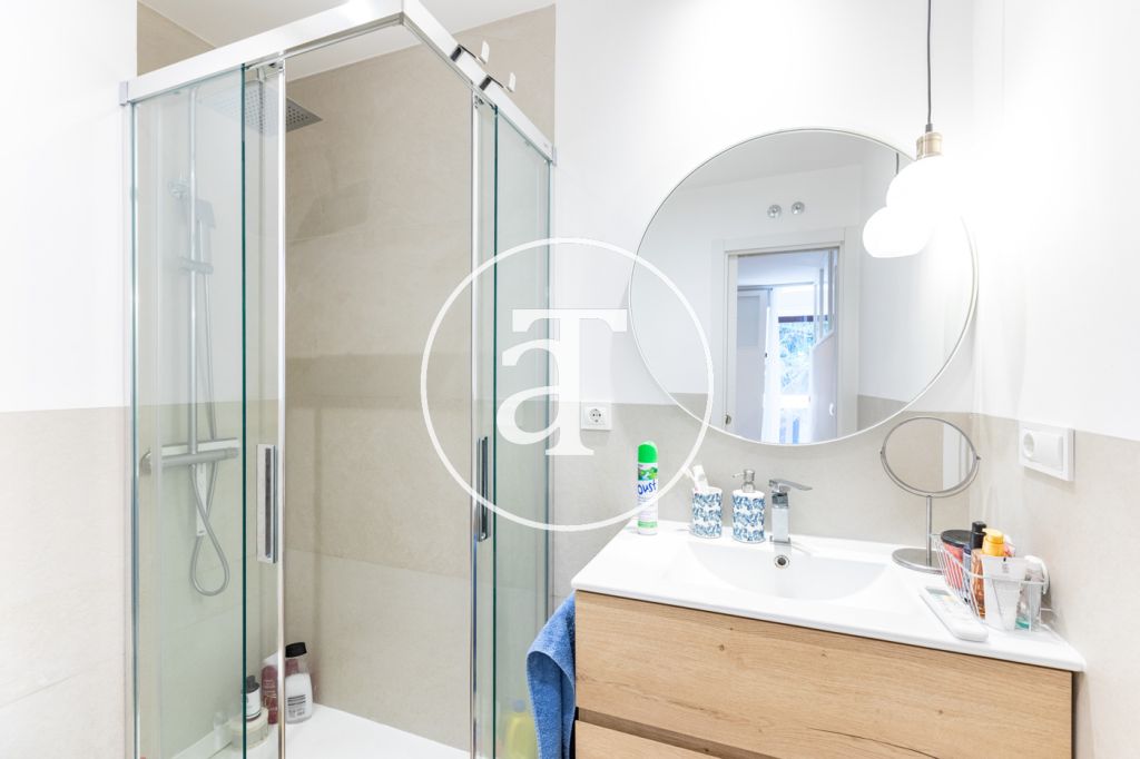 Appartement temporaire à louer avec 1 chambre et 1 salle de bain à Arganzuela 22