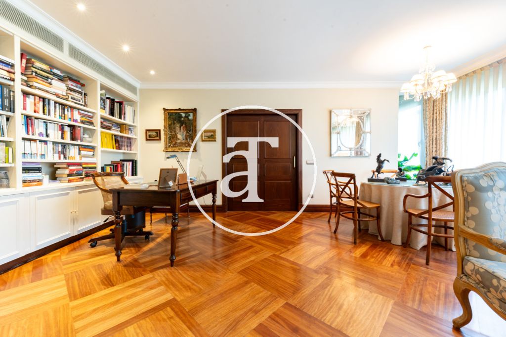 Apartment for rent with 5 bedrooms, 4 bathrooms, toilet and parking in El Viso, Chamartín 8