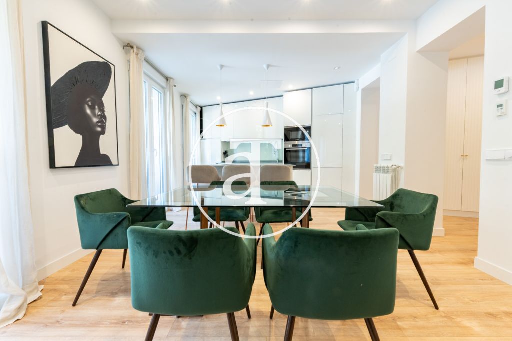 Monthly rental apartment with 2 bedrooms and 2 bathrooms with study in Goya 10