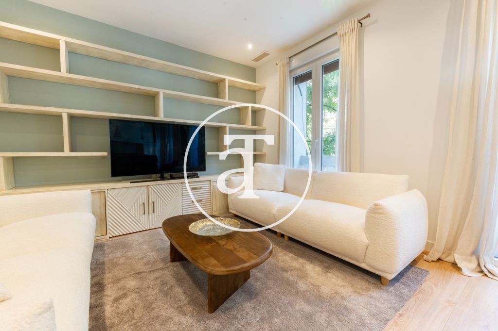 Monthly rental apartment with 2 bedrooms and 2 bathrooms with study in Goya 5