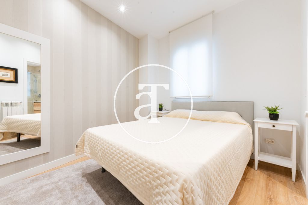 Monthly rental apartment with 2 bedrooms and 2 bathrooms with study in Goya 34