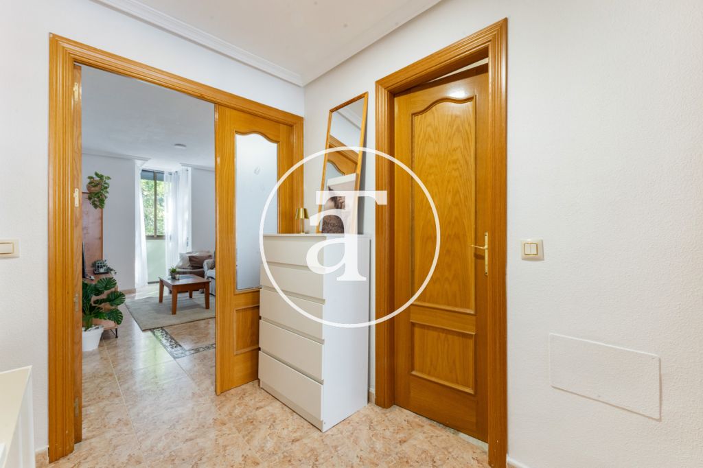 Piso de alquiler temporal de 1 habitación, baño y balcón en Quintana, Ciudad Lineal 11