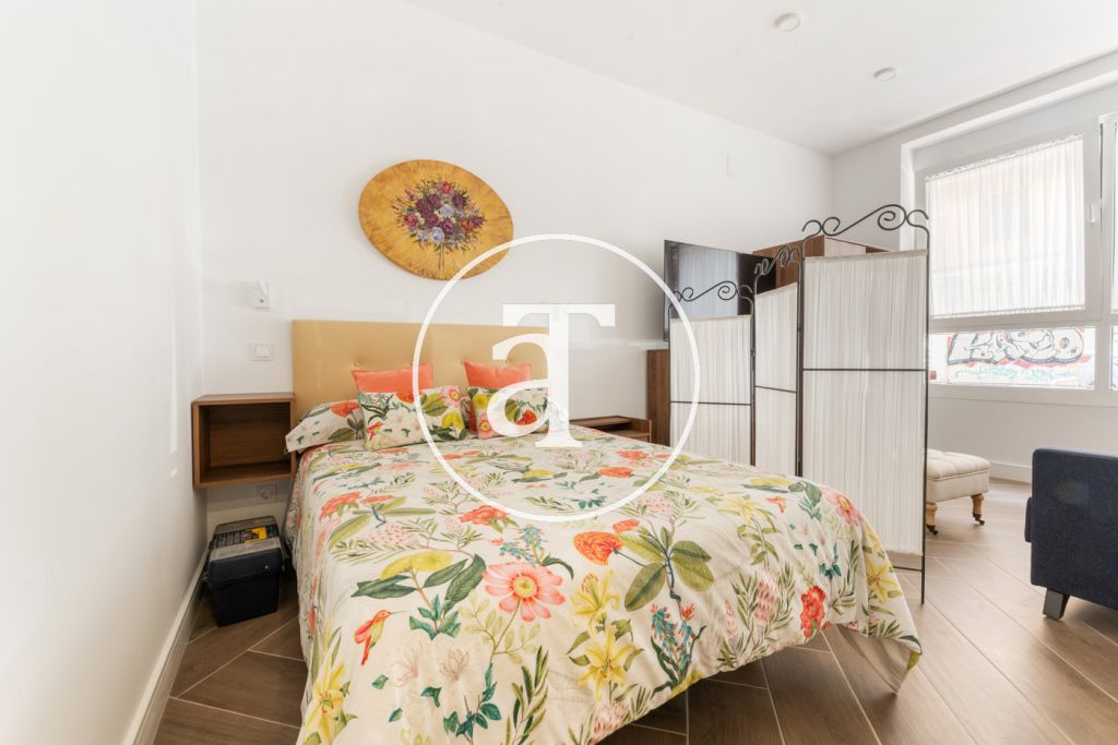 Monthly rental studio with bedroom and 1 bathroom in Arganzuela 16