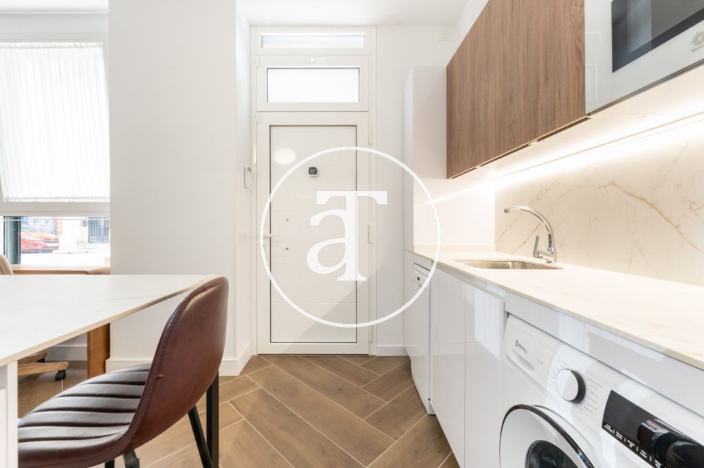 Monthly rental studio with bedroom and 1 bathroom in Arganzuela 15