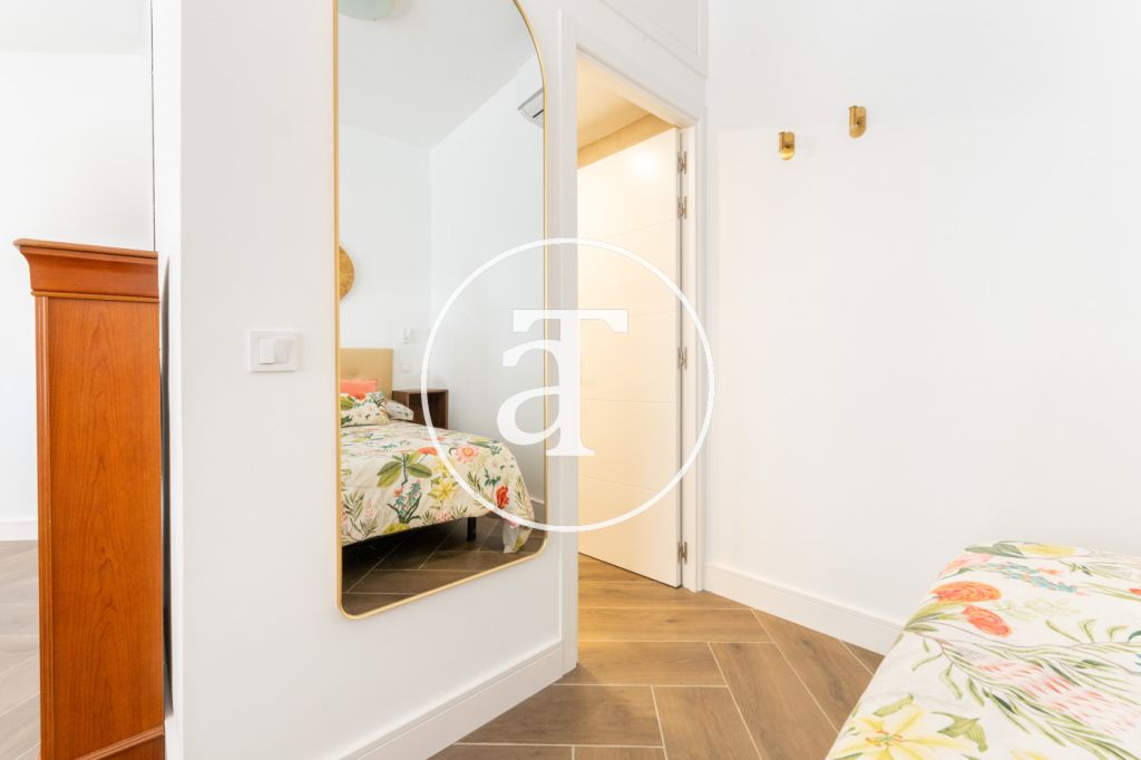 Monthly rental studio with bedroom and 1 bathroom in Arganzuela 19