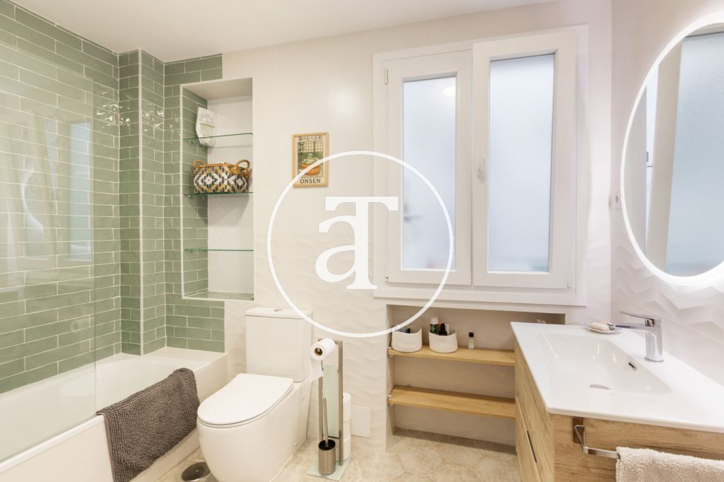 Piso de alquiler temporal de 2 habitaciones con estudio y baño en Latina cerca de la M30 29