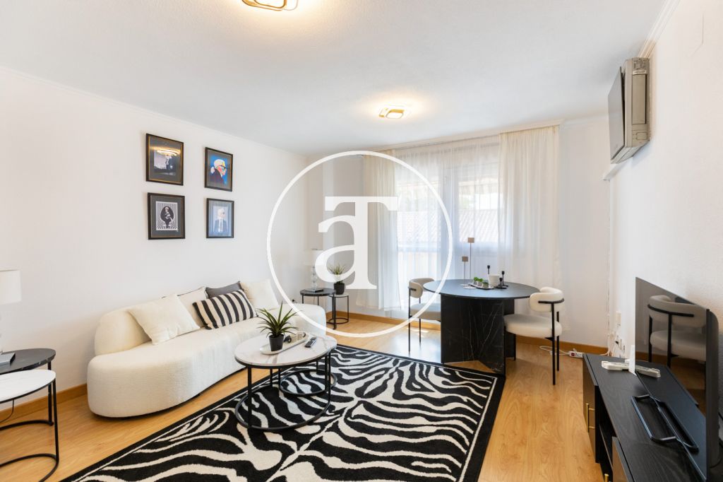 Appartement en location temporaire avec 2 chambres et 1 salle de bain près de Madrid Río et Alto de Extremadura