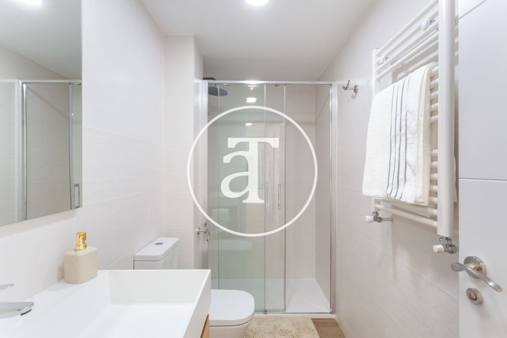 Appartement temporaire à louer avec 1 chambre et 1 salle de bain à proximité de la Cité Universitaire 19