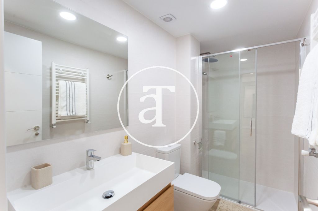 Appartement temporaire à louer avec 1 chambre et 1 salle de bain à proximité de la Cité Universitaire 18