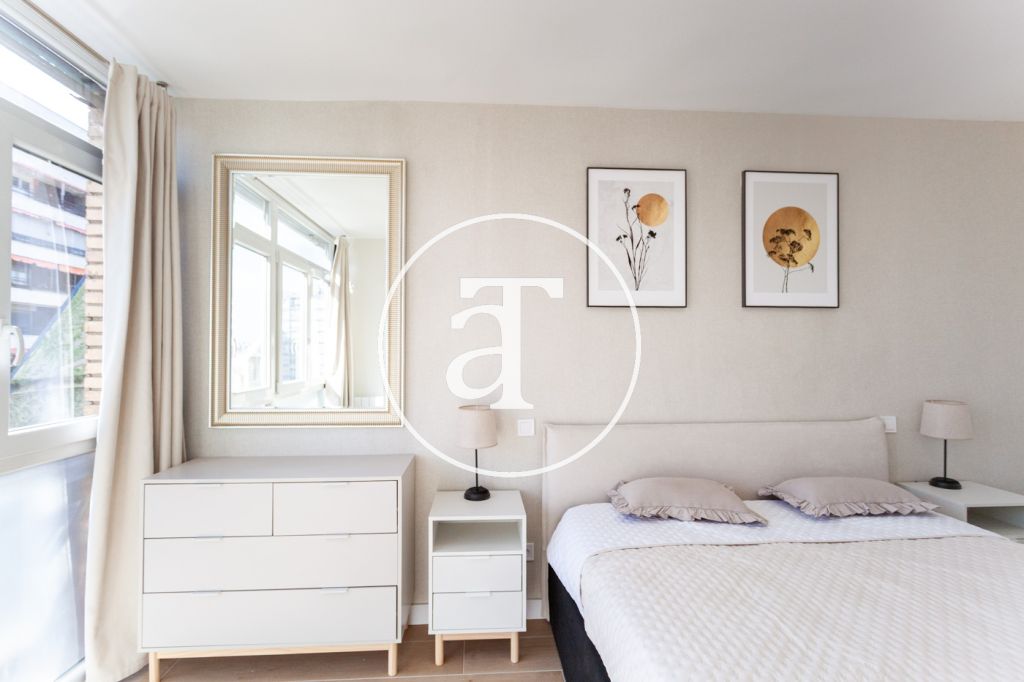 Appartement temporaire à louer avec 1 chambre et 1 salle de bain à proximité de la Cité Universitaire 3