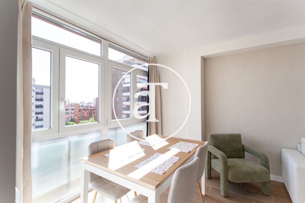 Appartement temporaire à louer avec 1 chambre et 1 salle de bain à proximité de la Cité Universitaire 8