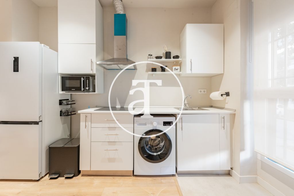 Piso de alquiler temporal de 1 habitación y 1 baño en Ciudad Lineal 13