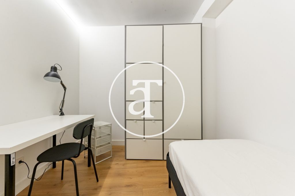 Dúplex de alquiler temporal con 2 habitaciones, 1 baño y aseo en Ciudad Lineal 31