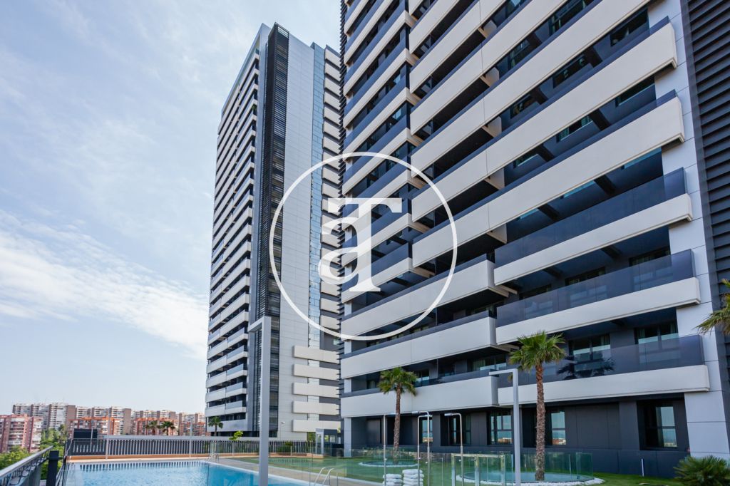 Appartement à louer avec 2 chambres et terrasse avec une excellente vue à Valdecederas 54