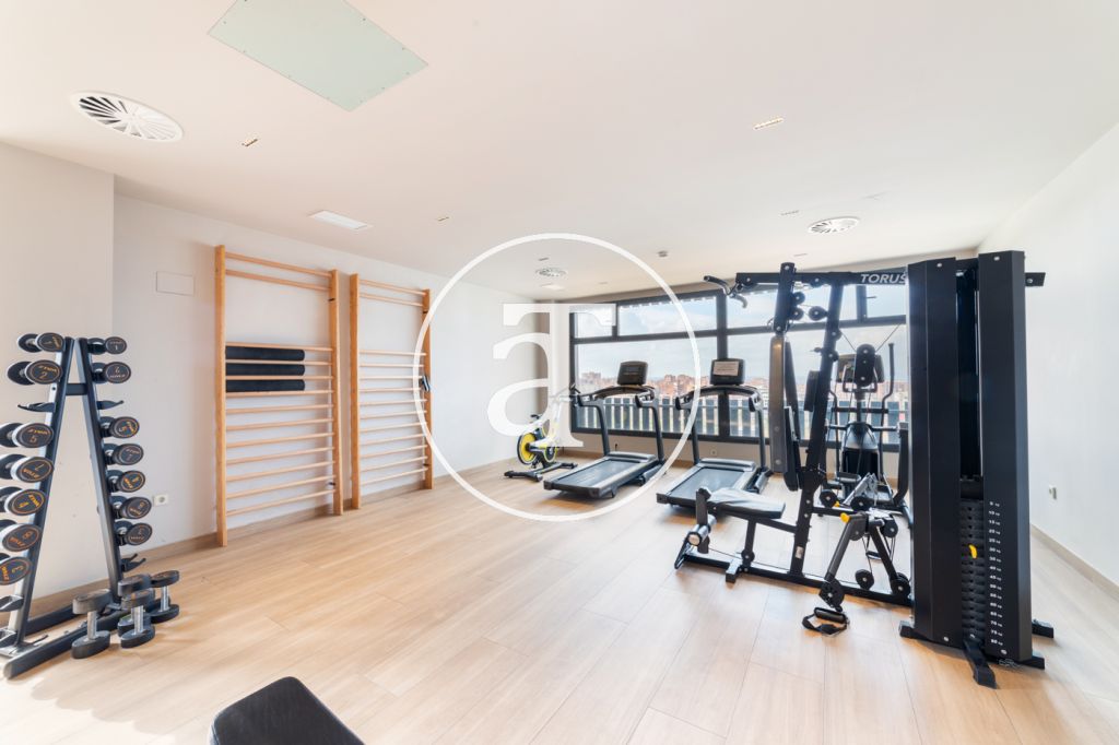 Appartement à louer avec 2 chambres et terrasse avec une excellente vue à Valdecederas 46
