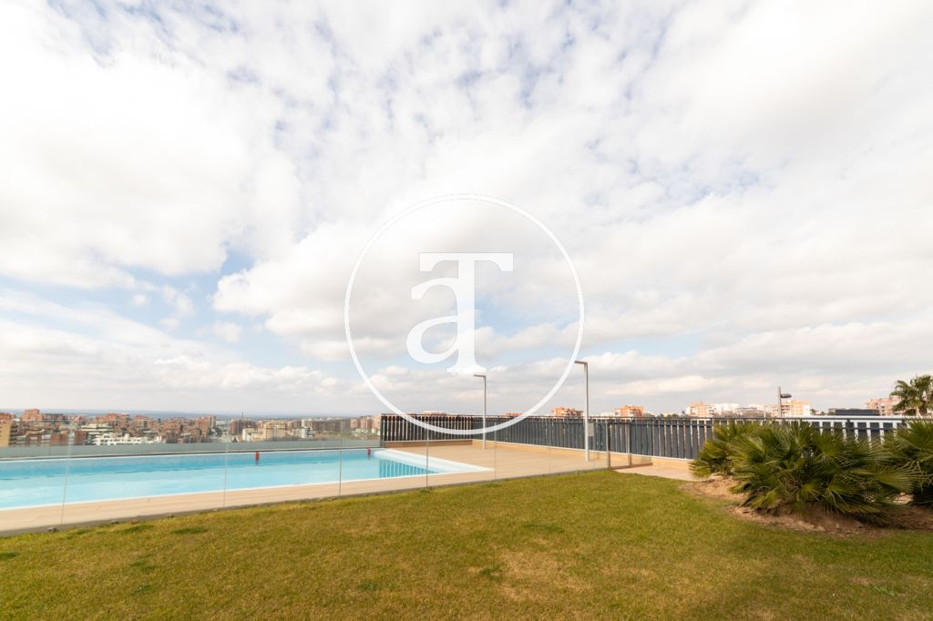 Appartement à louer avec 2 chambres et terrasse avec une excellente vue à Valdecederas 56